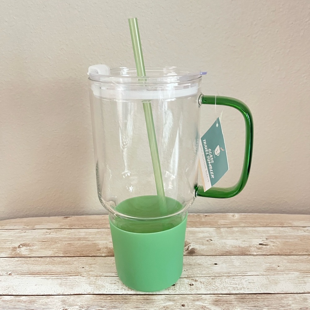 Target Bullseye 40 fl oz Large Glass Tumbler Green 🌸